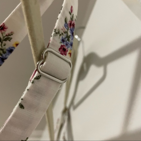 Beautiful Forever 21 Dress - Picture 5 of 7